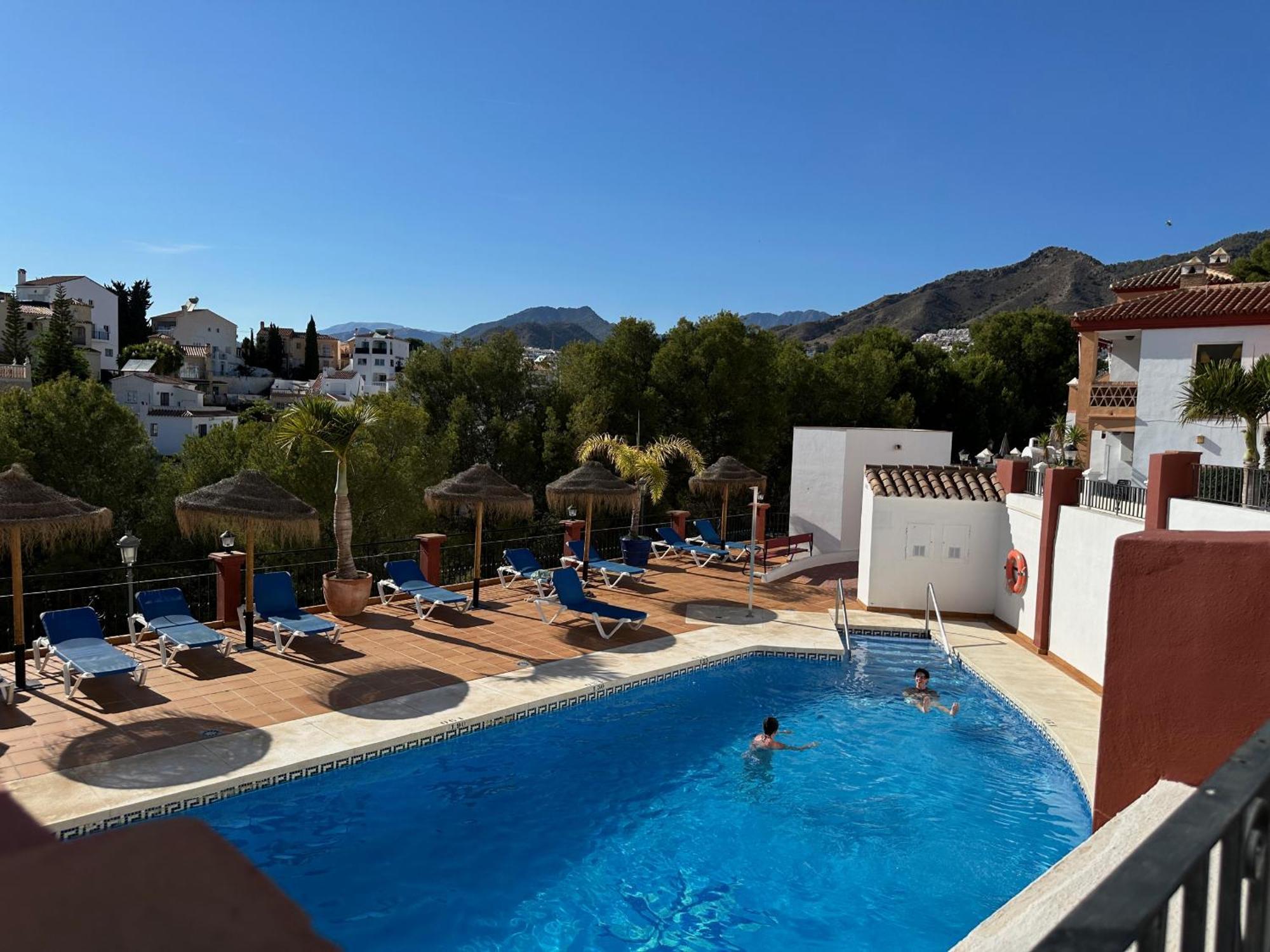 Spacious Family Villa Aljamar 8A Nerja Luaran gambar